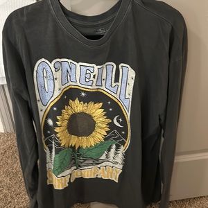 Never worn long sleeve tee
